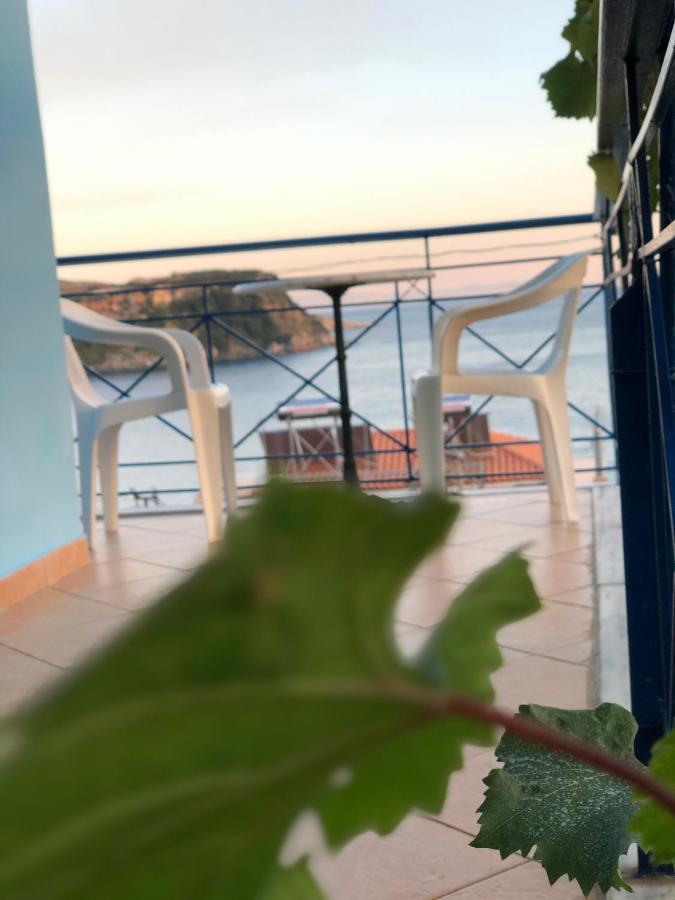 Appartamento Dina House Himare Esterno foto