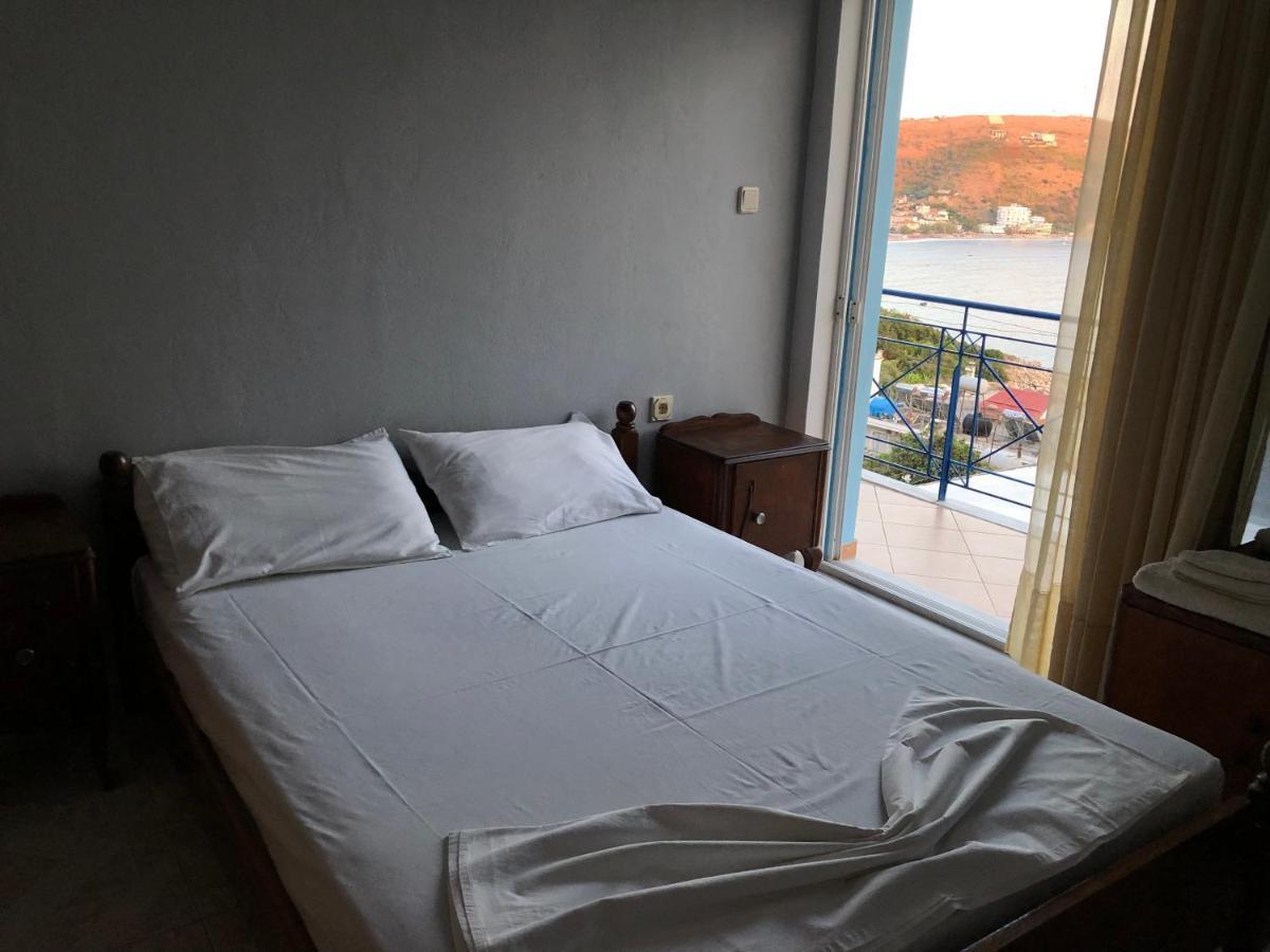 Appartamento Dina House Himare Esterno foto