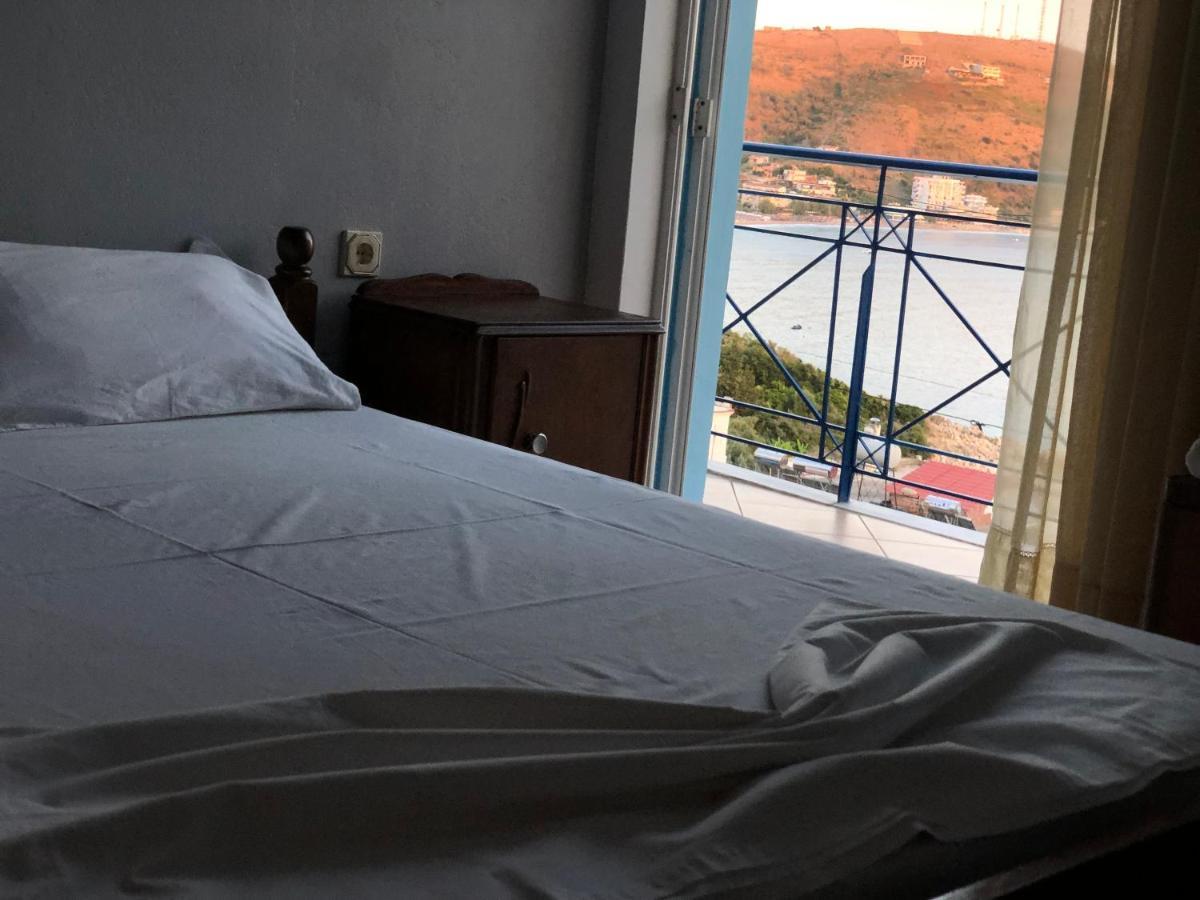 Appartamento Dina House Himare Esterno foto