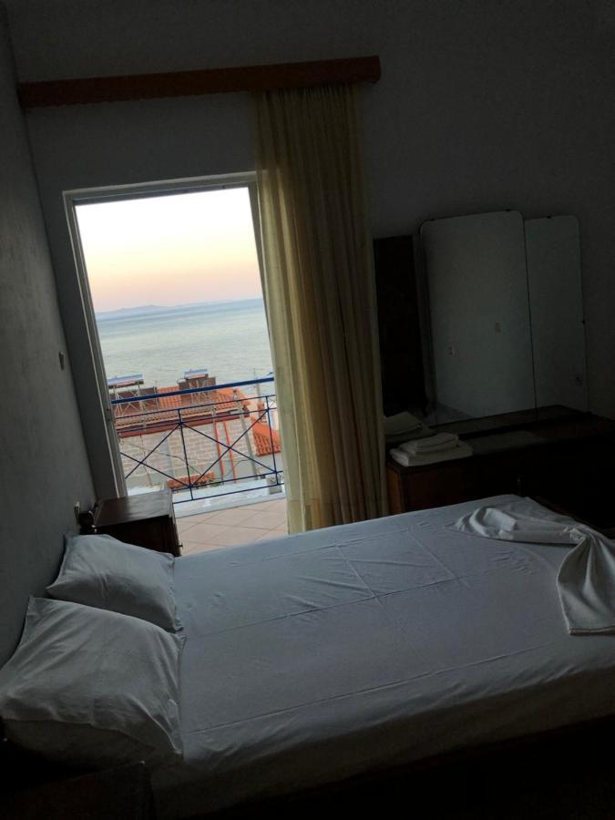 Appartamento Dina House Himare Esterno foto