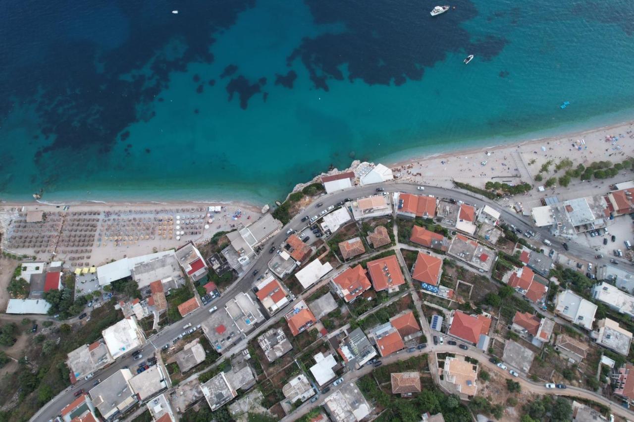 Appartamento Dina House Himare Esterno foto