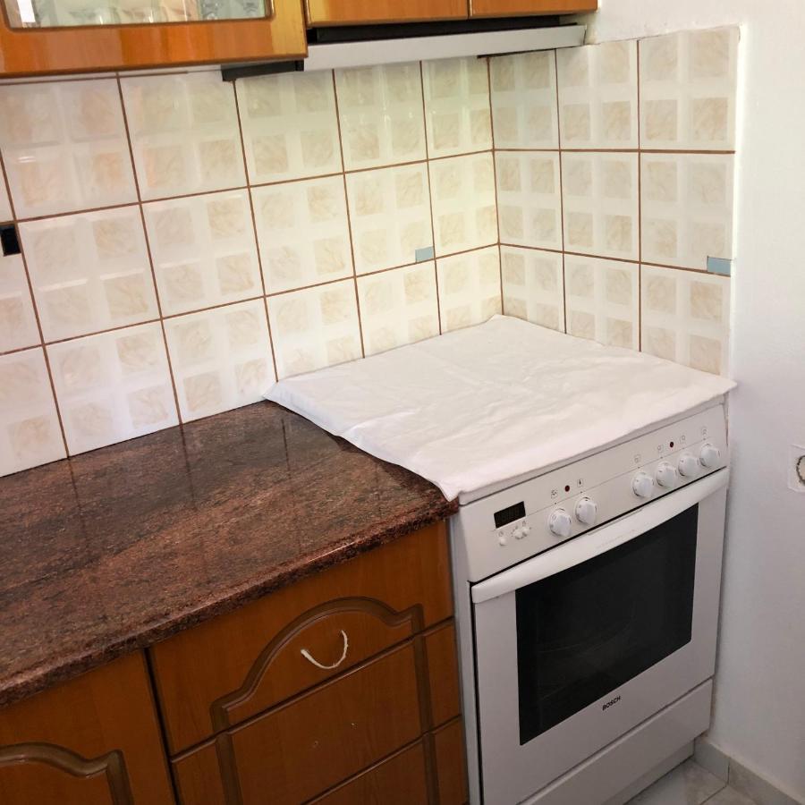 Appartamento Dina House Himare Esterno foto