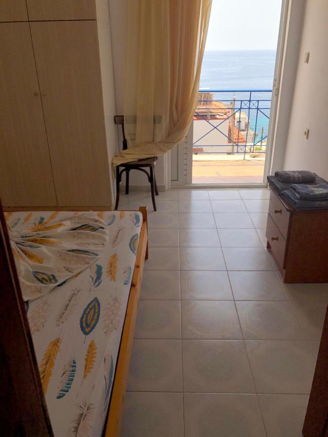 Appartamento Dina House Himare Esterno foto