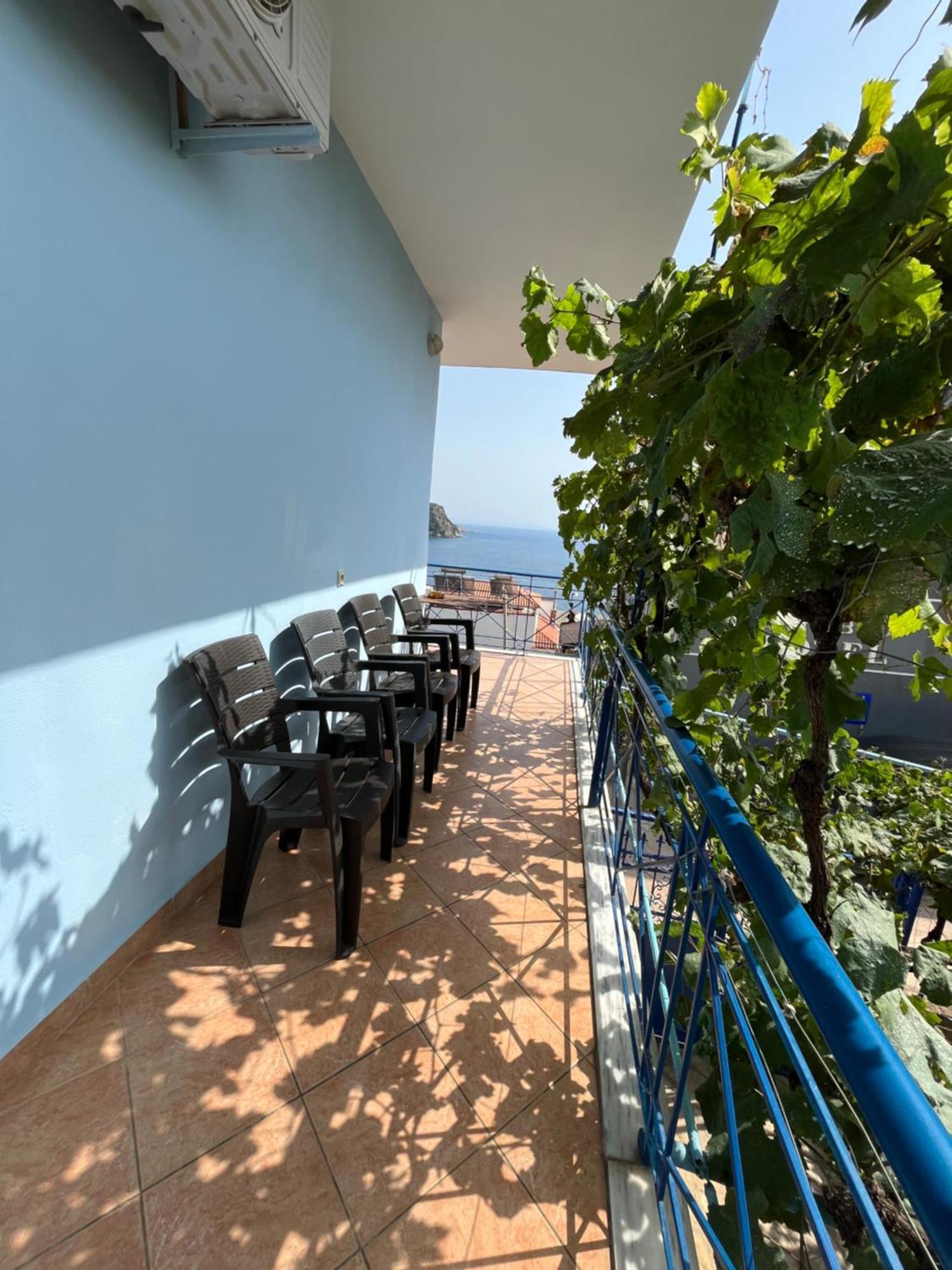 Appartamento Dina House Himare Esterno foto